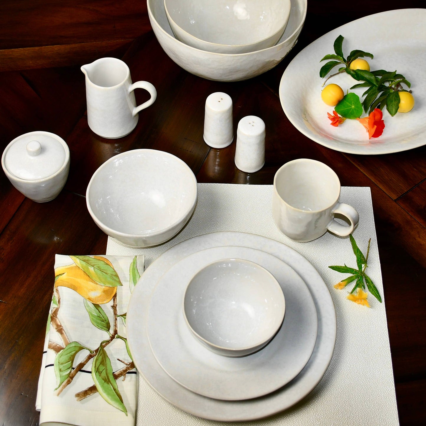 Cozina White Sugar Bowl with Lid