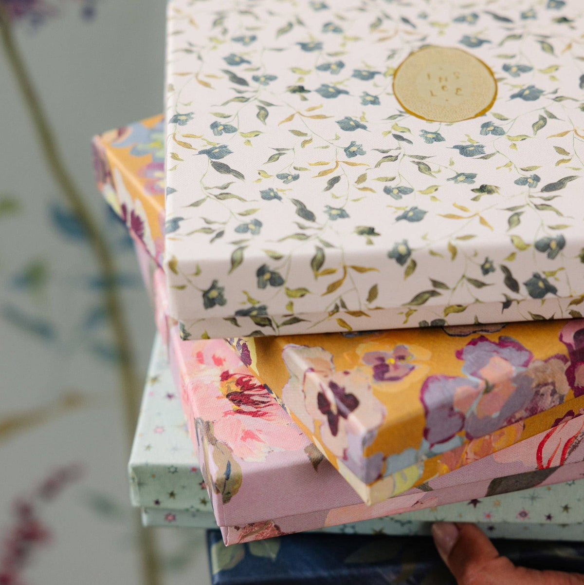 2027 Calendar in the Fleurette Box