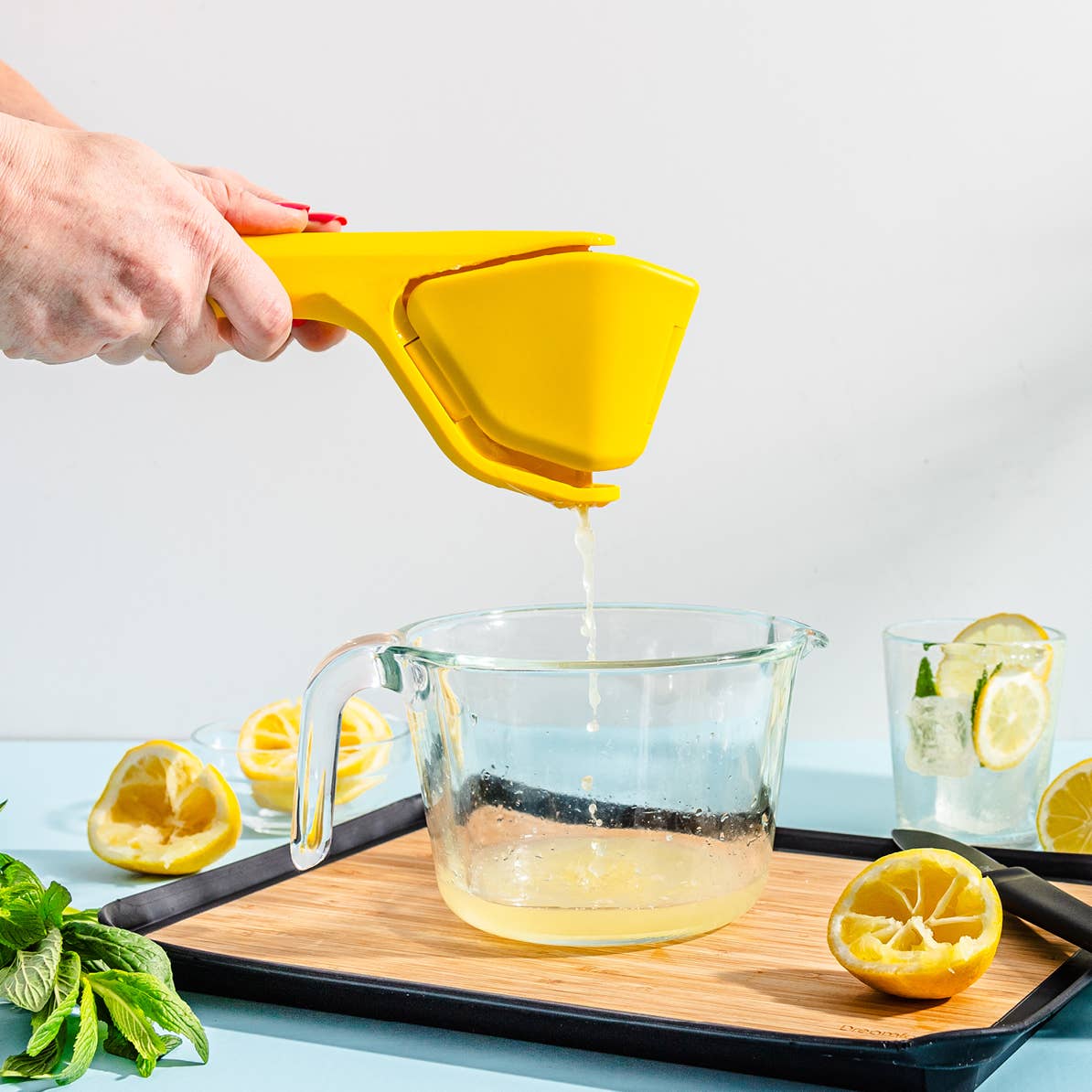 Fluicer® - Fold Flat Easy Citrus Juicer