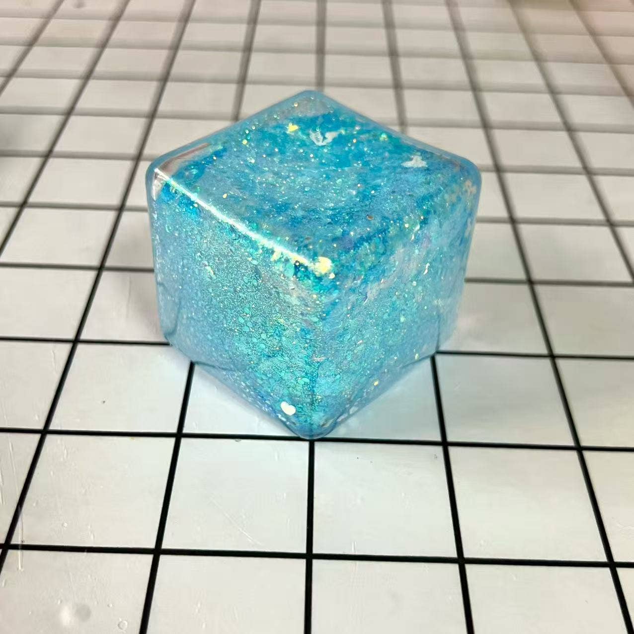 Glitter Cube Squishy