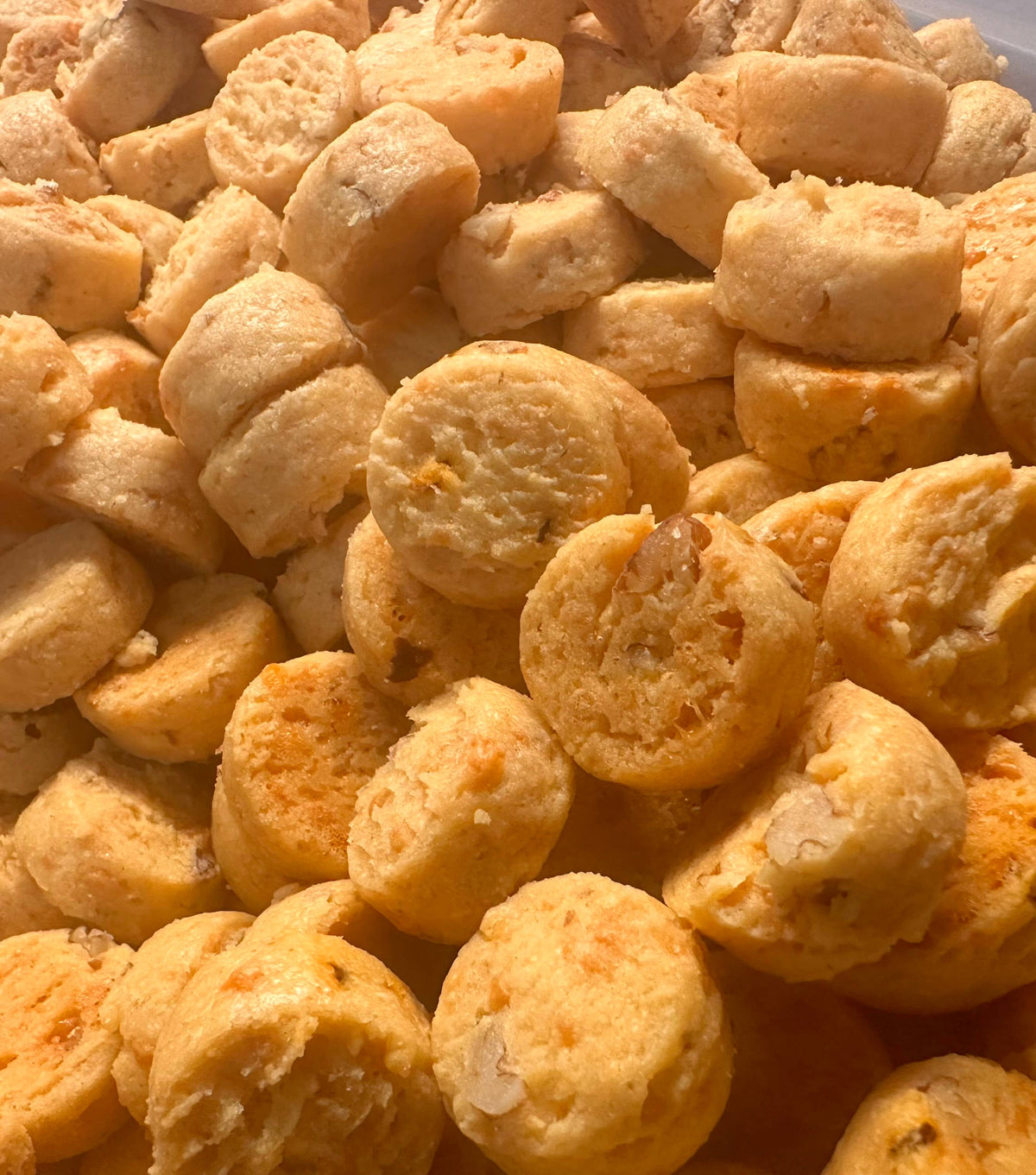 Spicy Cheese Wafers
