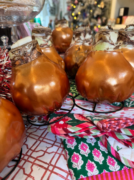 Copper Metallic waxed bulb