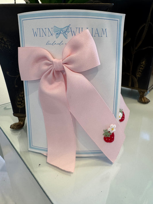 Strawberry Bow: Pale Pink / Medium Long Tail Bow