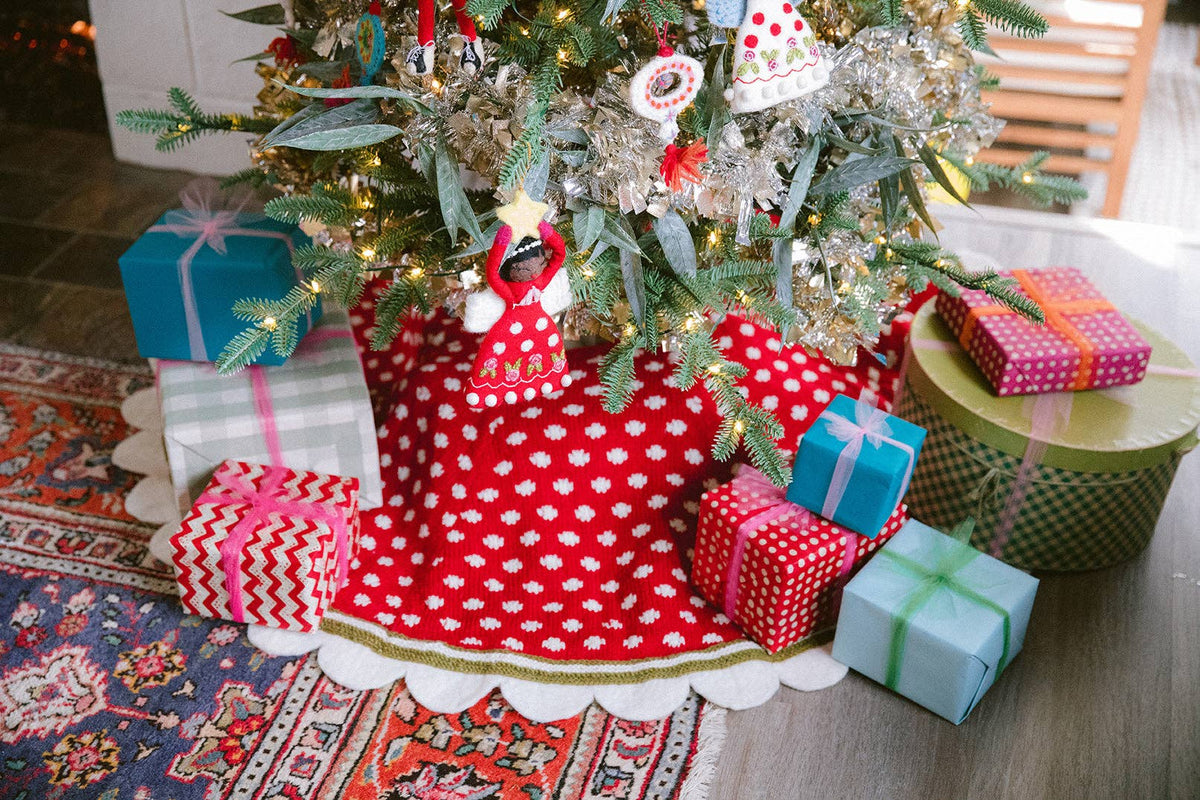 Dot Tree Skirt