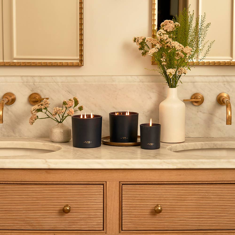 VIII Elizabeth Candle