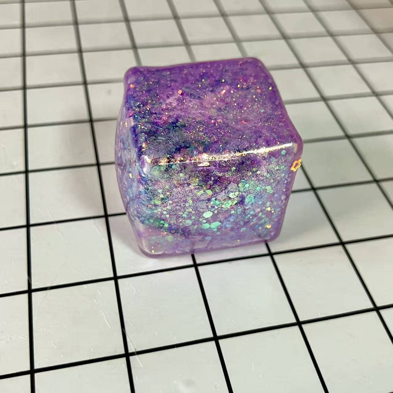 Glitter Cube Squishy